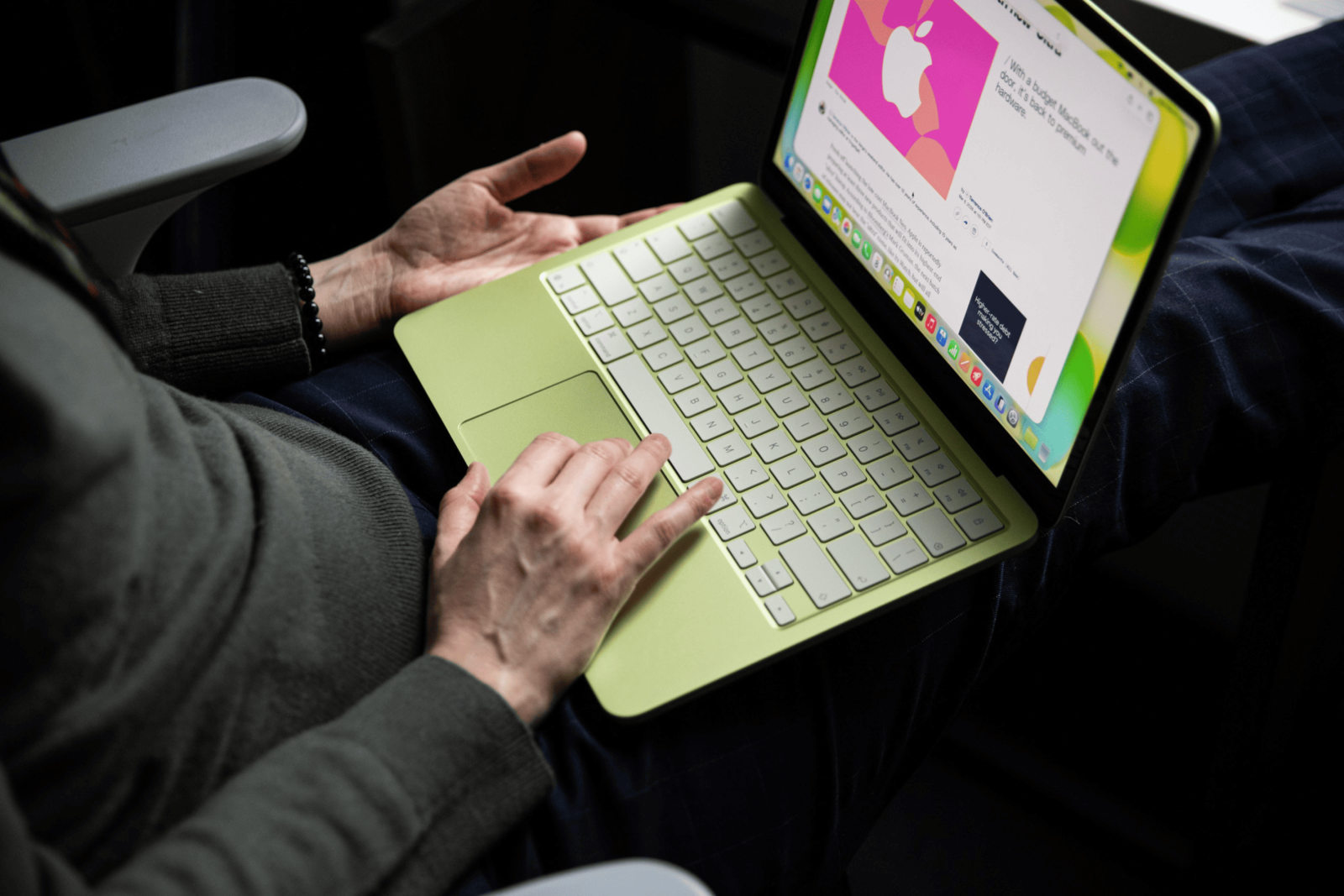 268387_Apple_MacBook_Neo_AKrales (1) (1).png