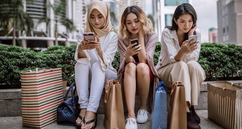gen-z-shoppers.jpg