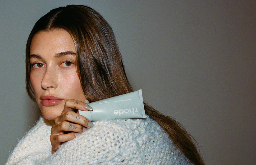 rhode-hailey-bieber-barrier-restorecream-advn .webp