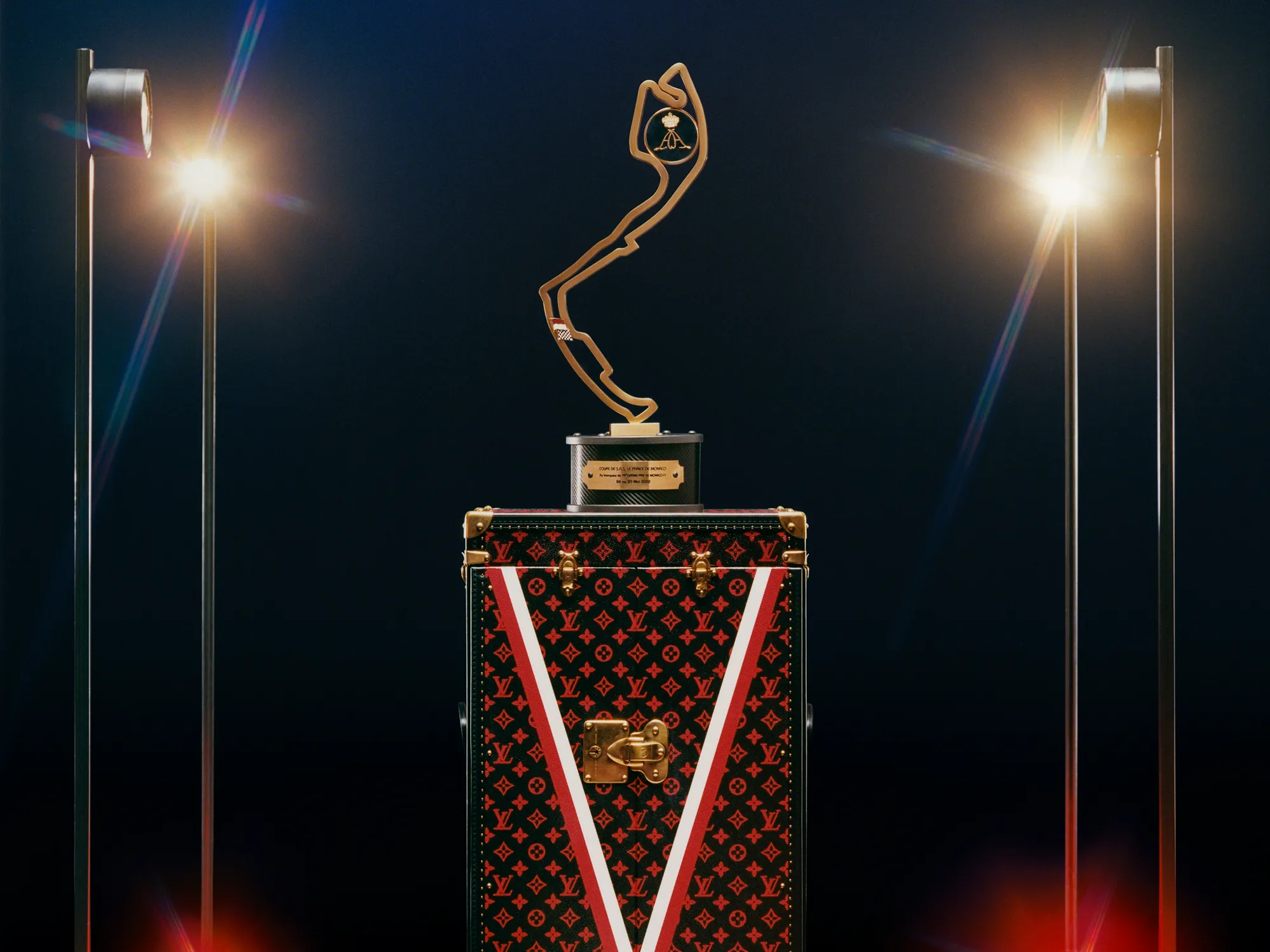 LV-formula-1-grand-prix-de-monaco-trophy-trunk.webp