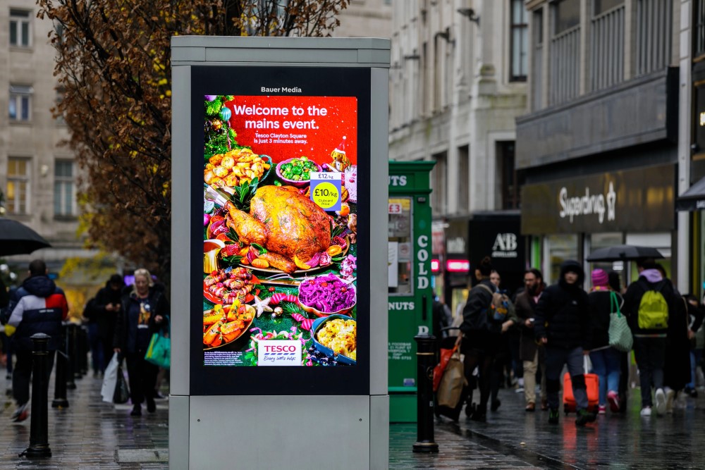 69315ebc94b77515a1e7beab_tesco-stores_christmas_569229_176550_181223_l1-1dn (1).jpg