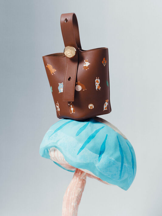 LOEWE_SS25_PRECO_GIFTING_CAMPAIGN_SUNA_FUJITA_RGB_CROPPED_2250X3000_26.jpg