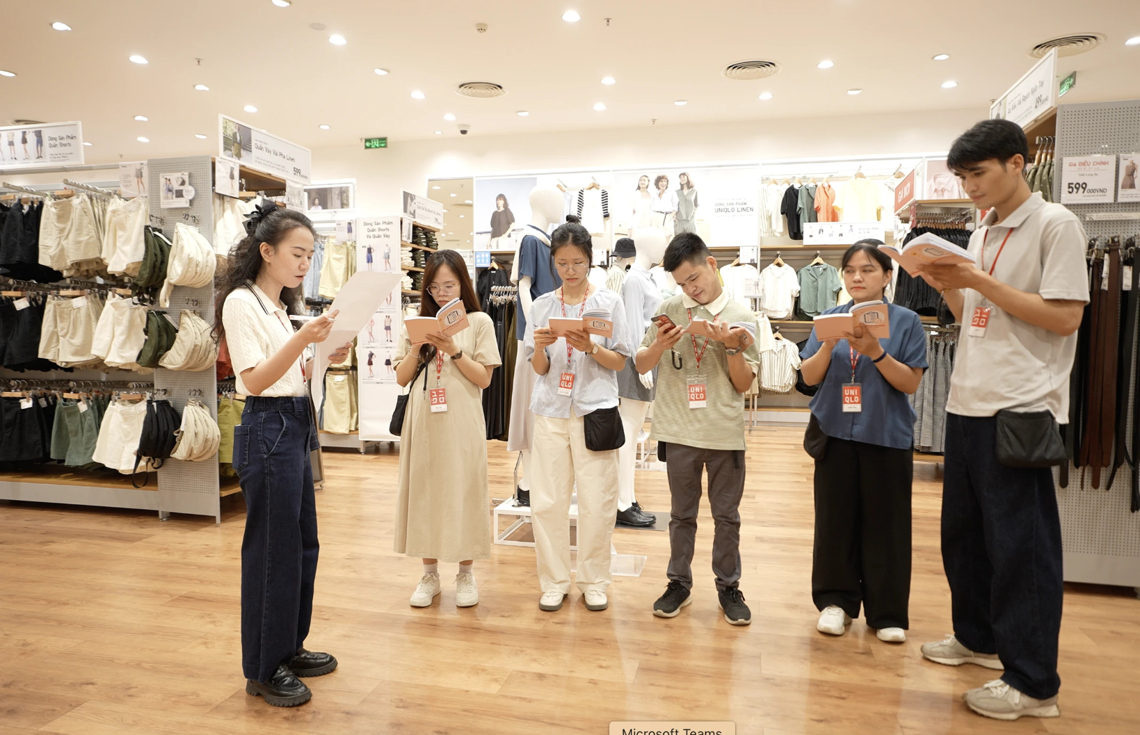 uniqlo.png