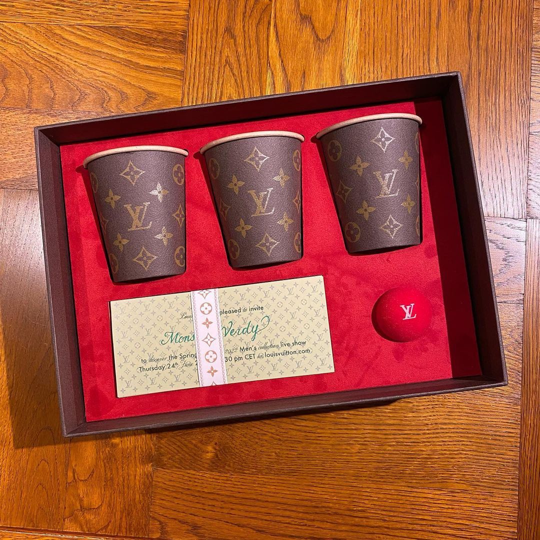 louis-vuitton-invitation-ss22-6.jpg