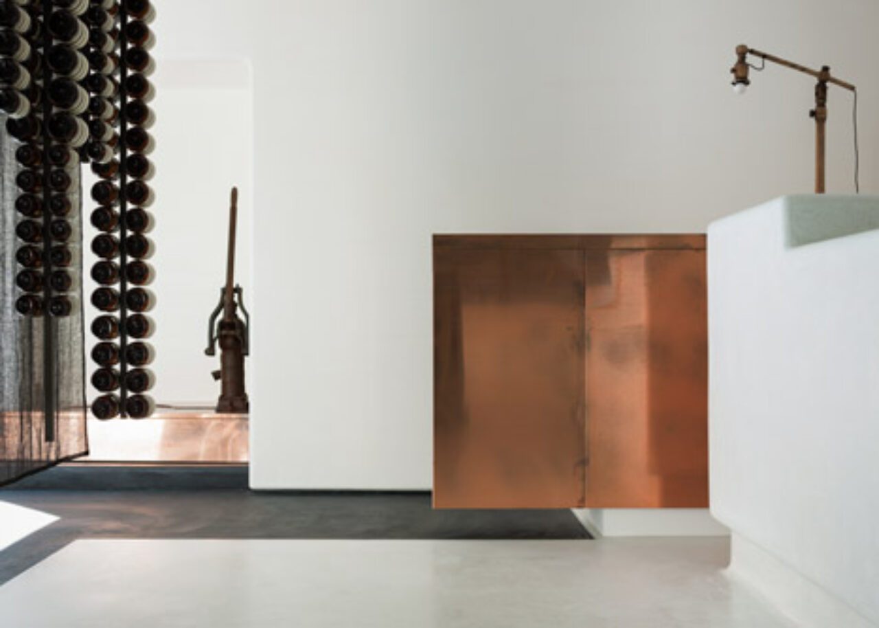 Aesop-store-in-Kyoto-by-Simplicity_7-1280x0-c-default.jpg