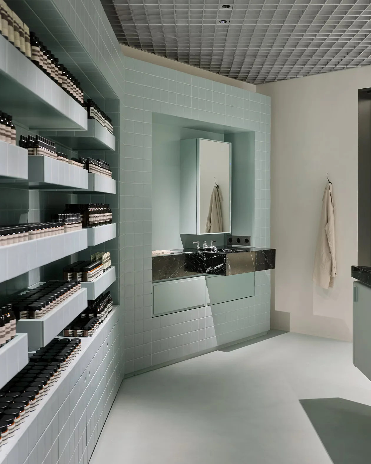 Aesop_SG_Store_ION_III_Split_2_Desktop_1260x1576px.webp