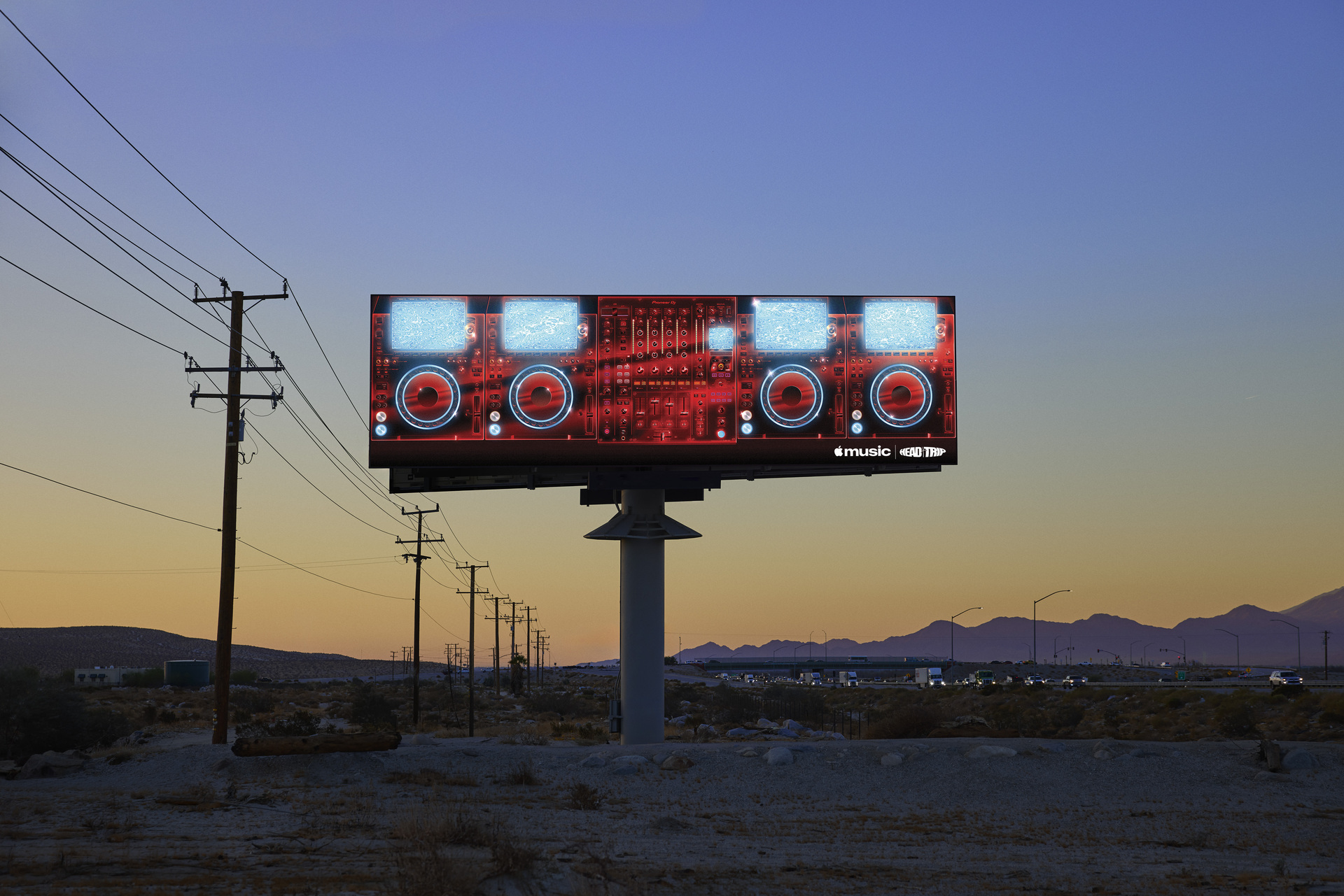 Apple Music OOH_01.jpg