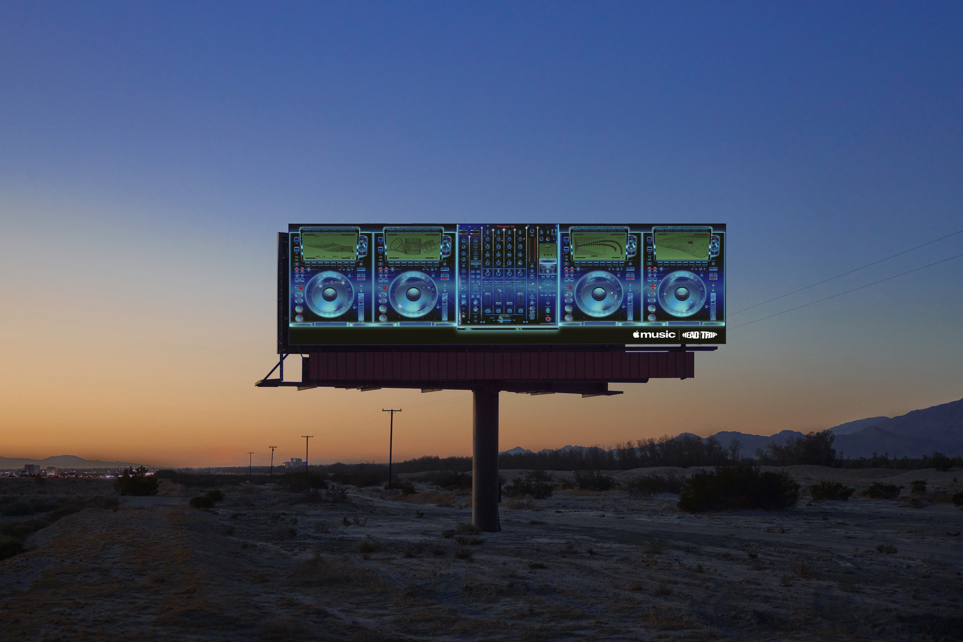 Apple Music OOH_03.jpg